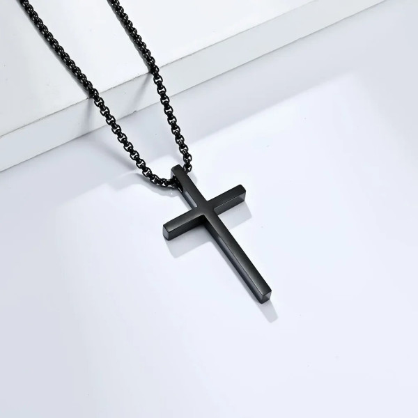 Collier Croix Chrétienne noir en Acier Inoxydable Personnalisable