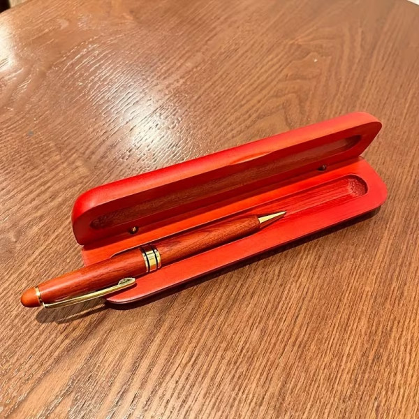 Stylo à bille bois de rose personnalisable avec coffret gravé