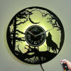 Horloge murale LED loup et lune en vinyle | Forêt nocturne