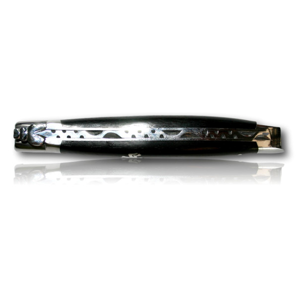 Couteau Laguiole en Aubrac Ebène - Personnalisation et Artisanat de Lu